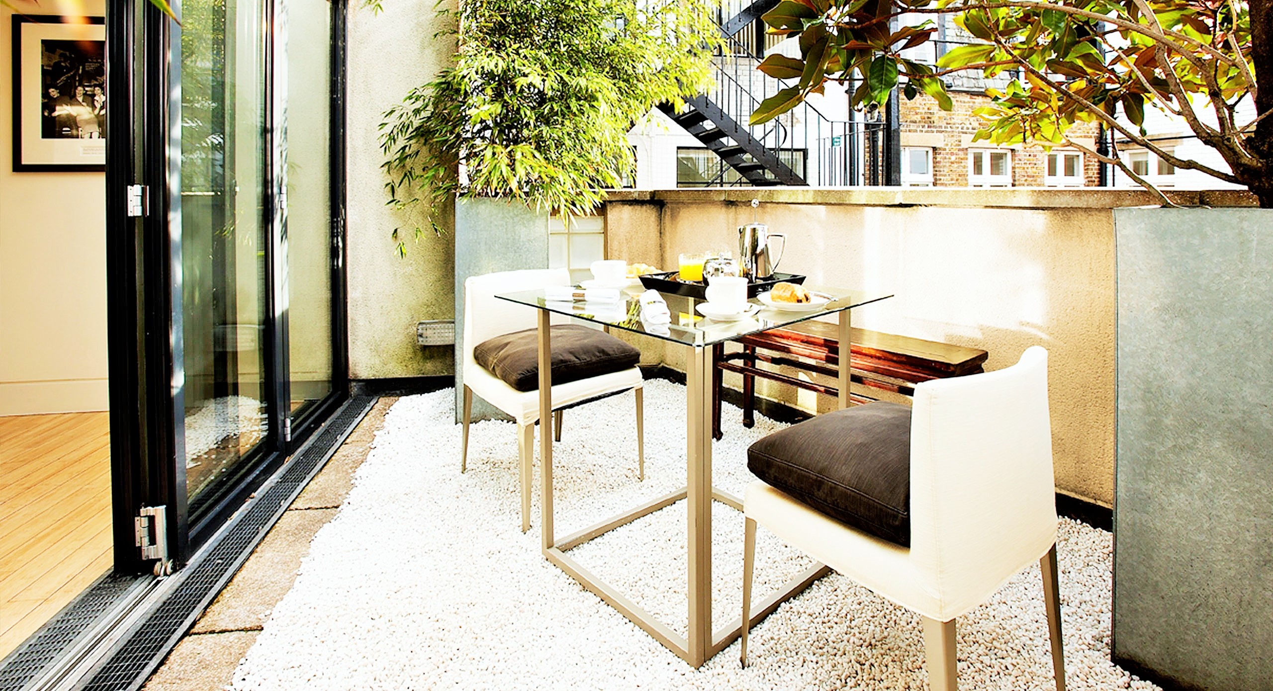 Maddox Street - Luxury Three Bedroom Apartment thumbnail 7